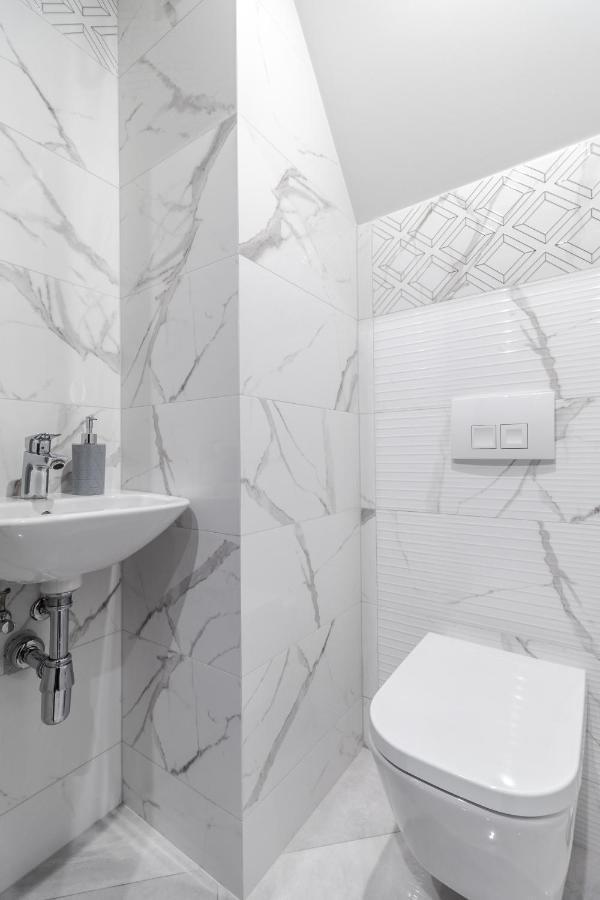 Inshiapartments On Hazova Str 5 Lviv Luaran gambar